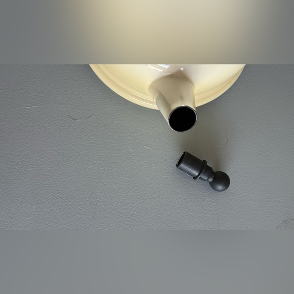 Le Creuset Enamel on Steel Classic Tea Kettle with Stay-Cool Folding Handle. OS - Picture 3 of 9